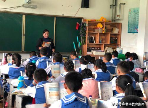 吃瓜娱乐上课传纸条